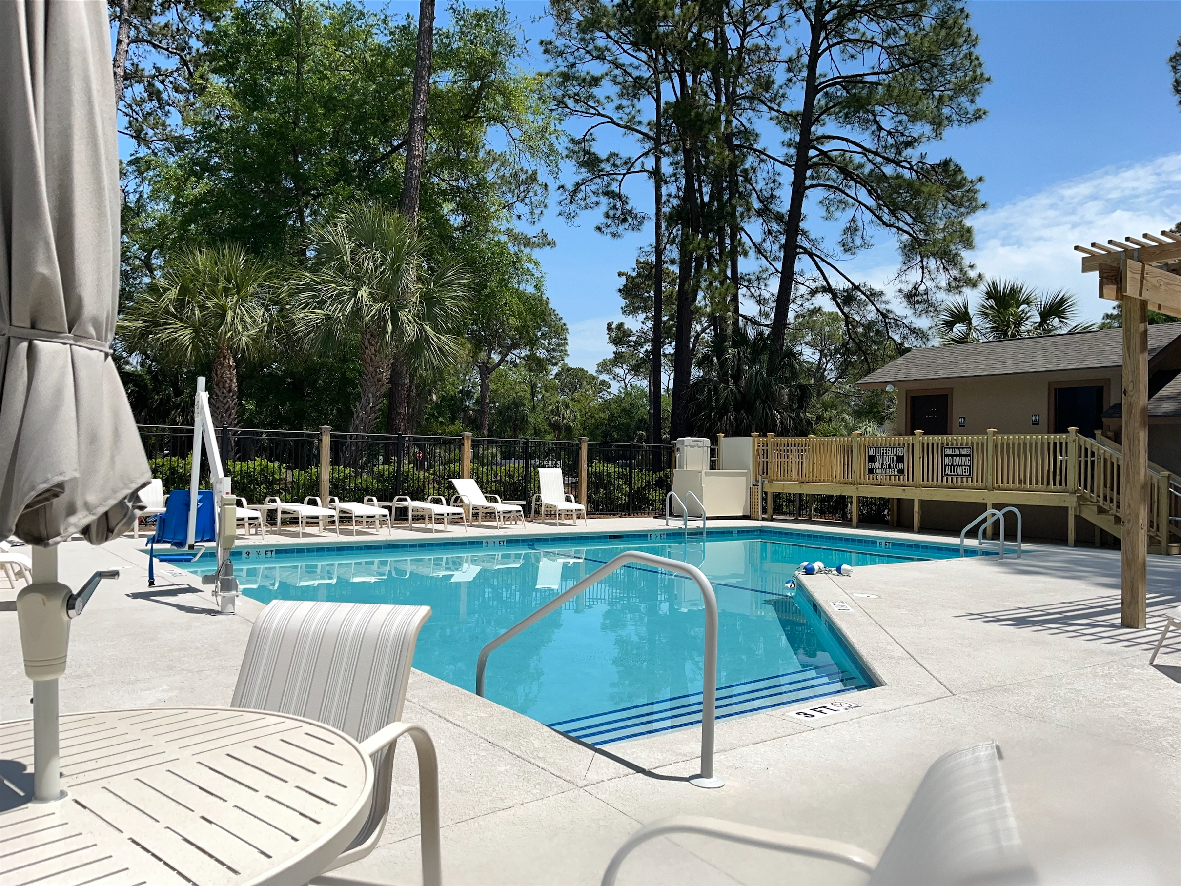 1405-South-Beach-VillasComplex-Pool-18977-big.jpeg