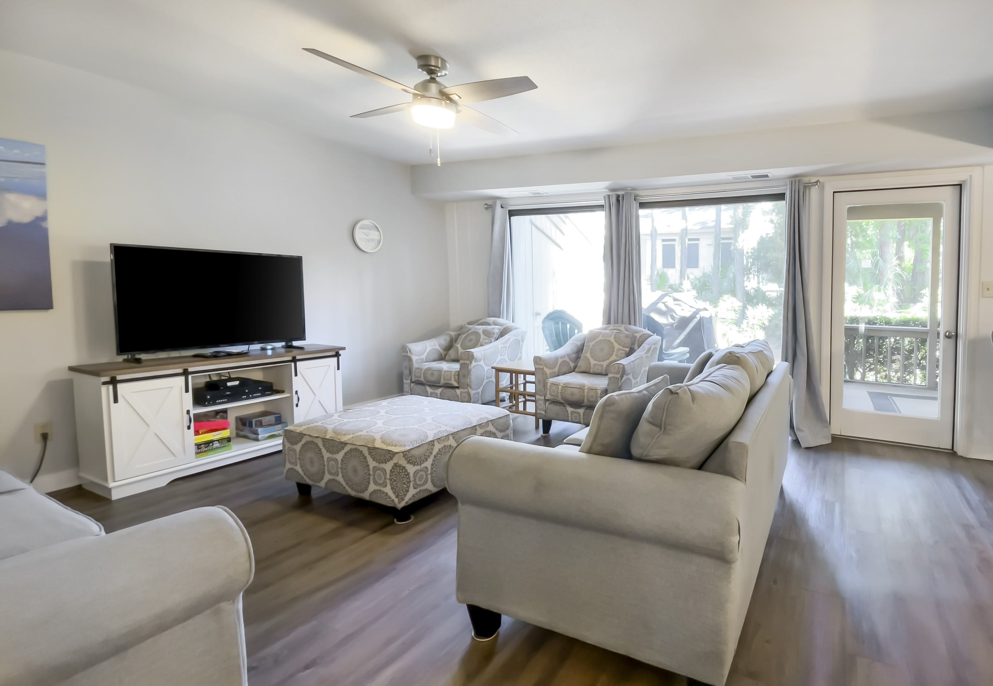 1405-South-Beach-VillasProperty-Picture-18961-big.jpeg