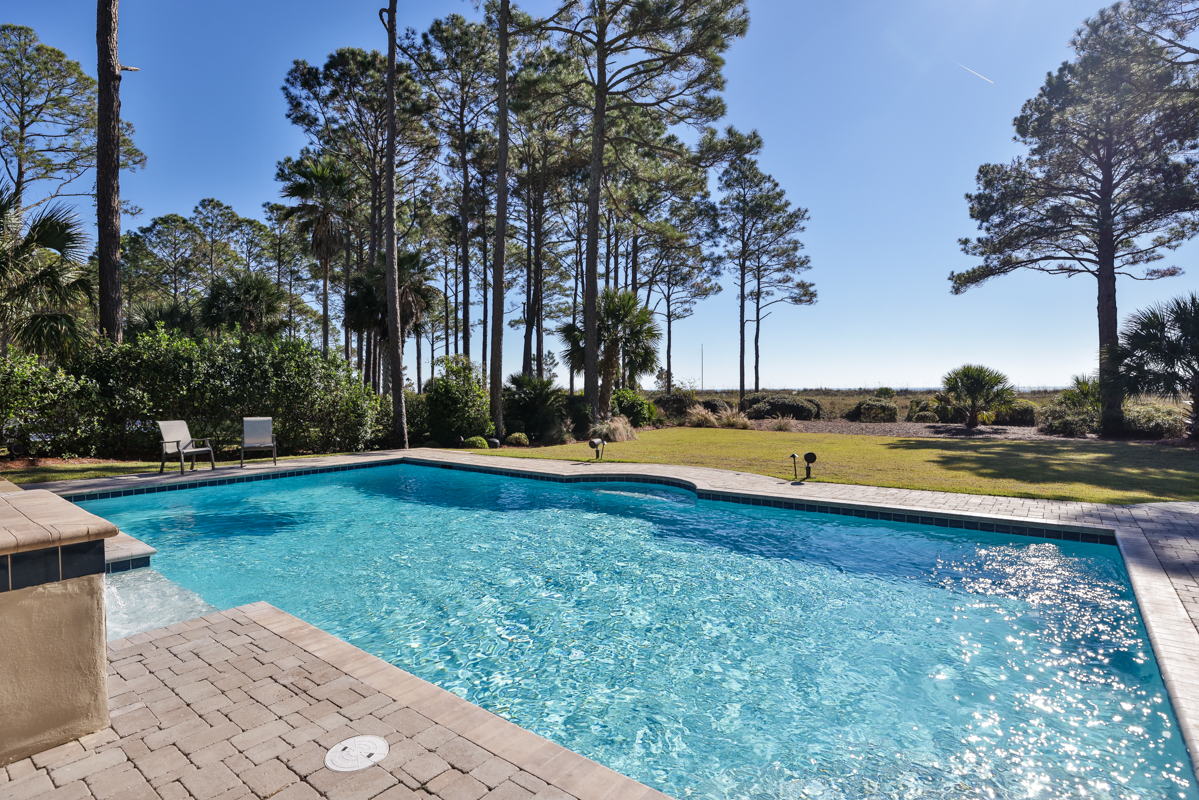 18-Bald-Eagle-Road-(OceanDunes-Residence)Pool-to-Beach-View-14607-big.jpeg