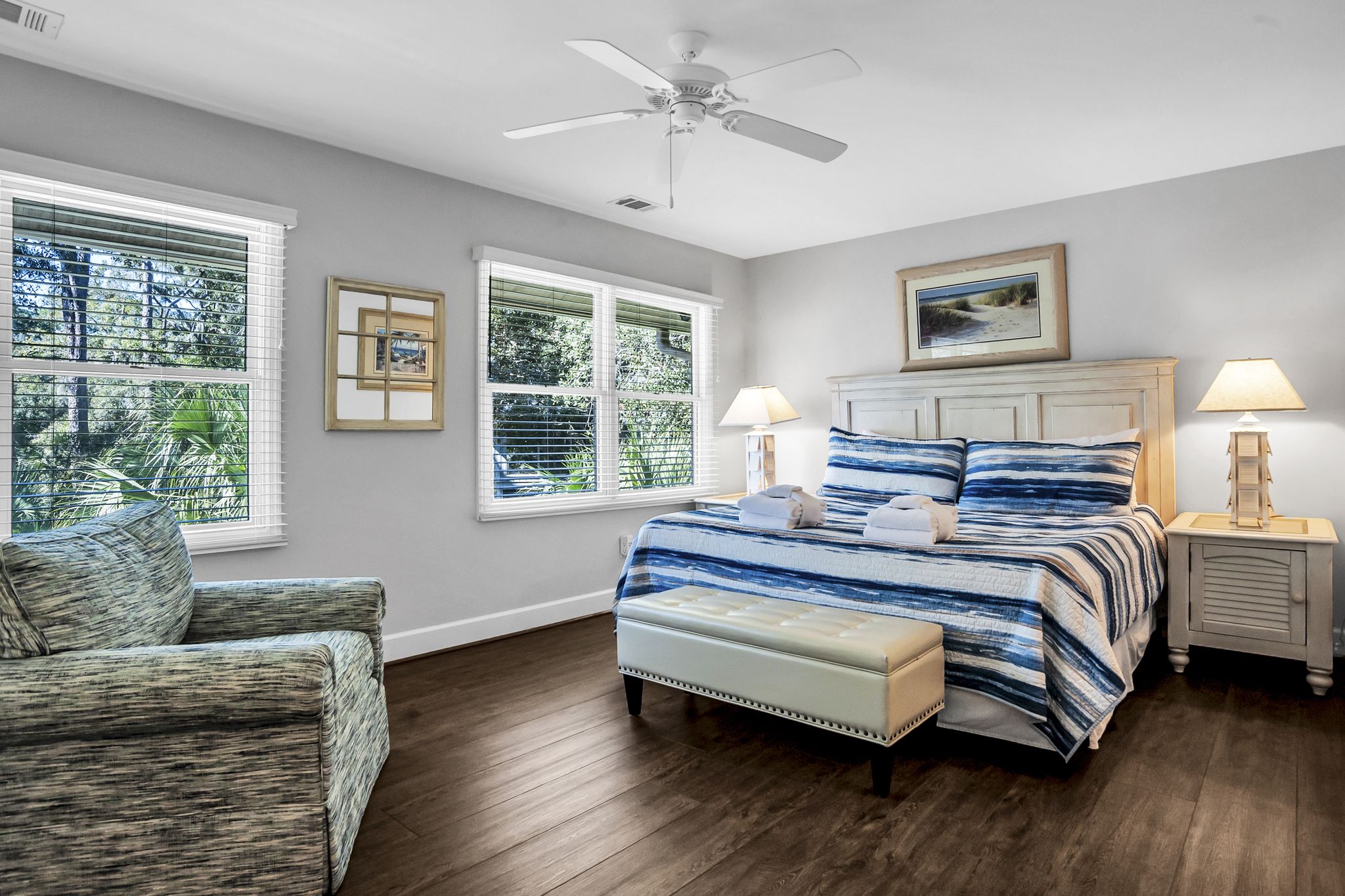 19-Bald-Eagle-WestKing-Bedroom-17987-big.jpeg