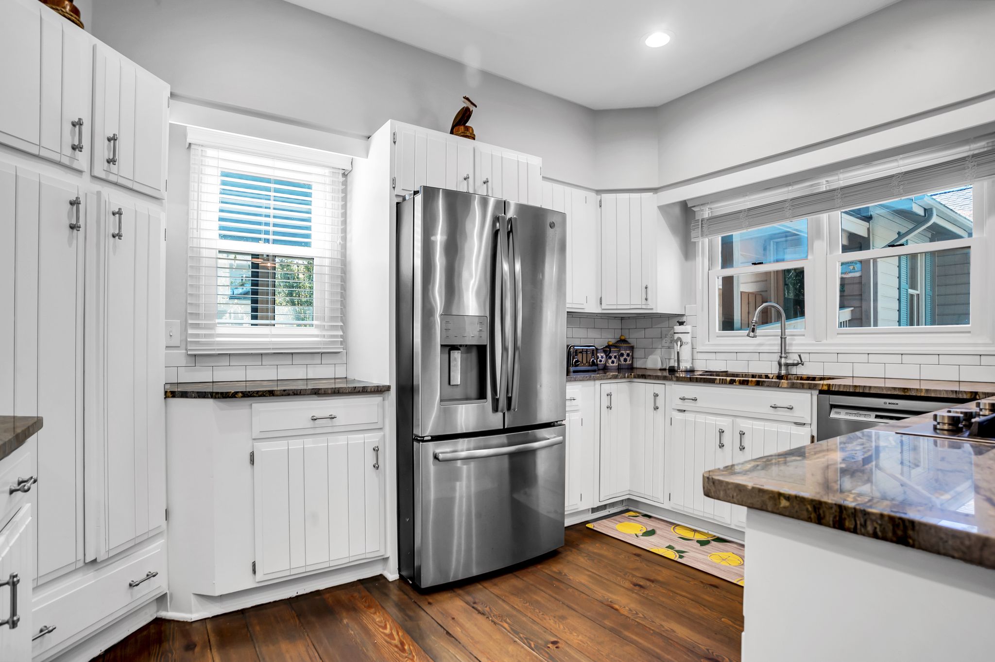 19-Bald-Eagle-WestKitchen-17968-big.jpeg