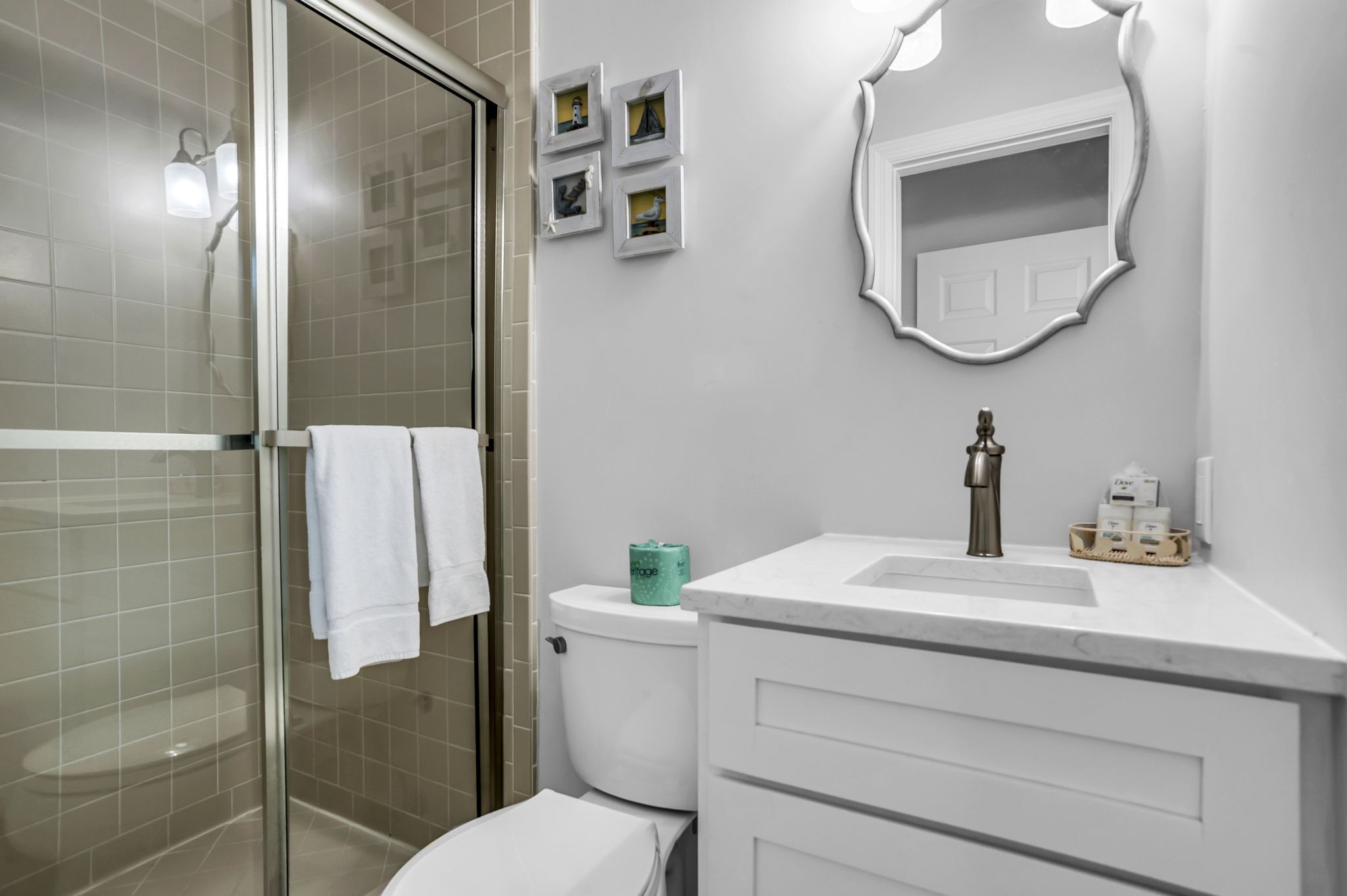 19-Bald-Eagle-WestQueen-Bathroom-17986-big.jpeg