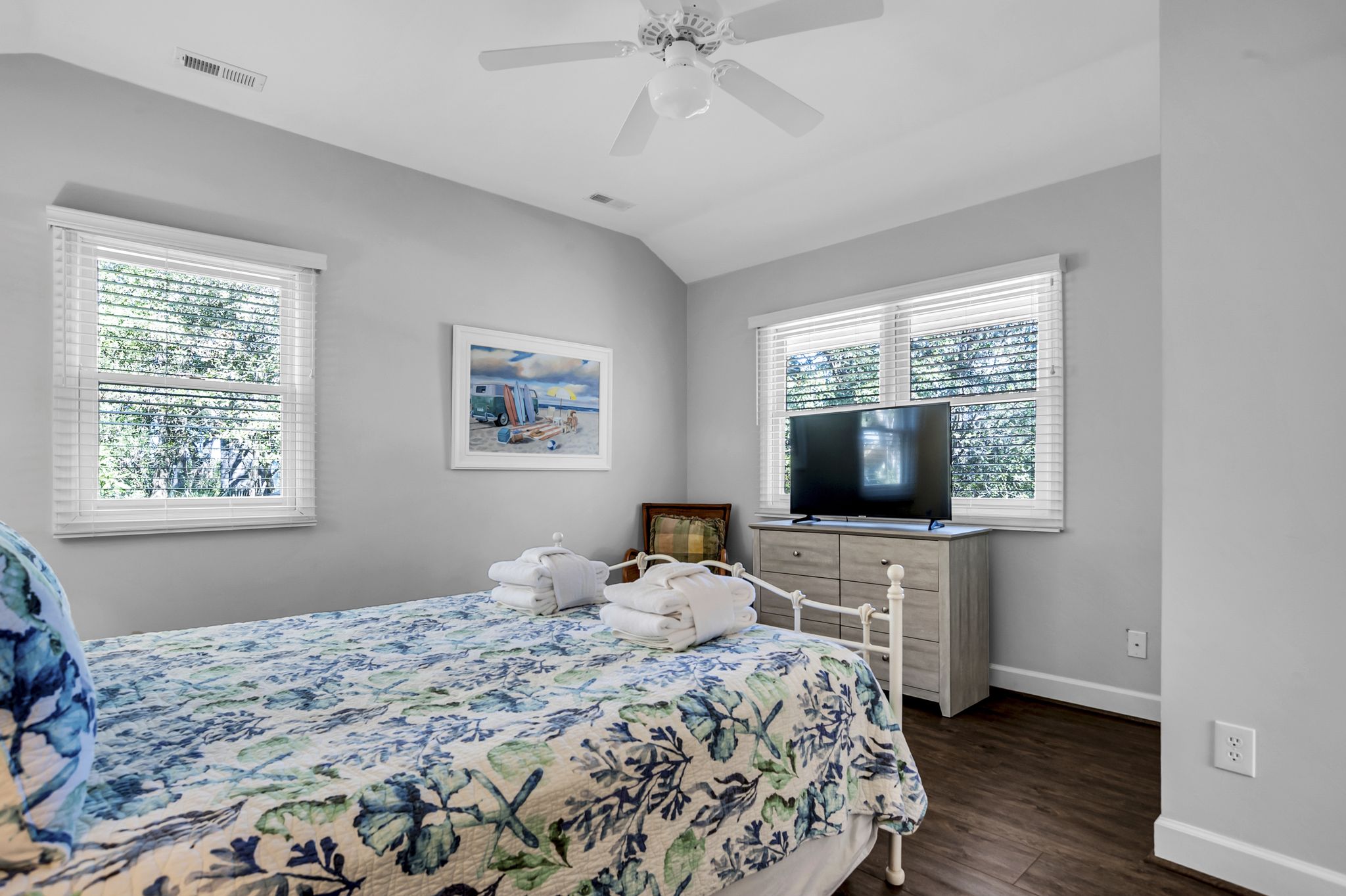 19-Bald-Eagle-WestQueen-Bedroom-17985-big.jpeg