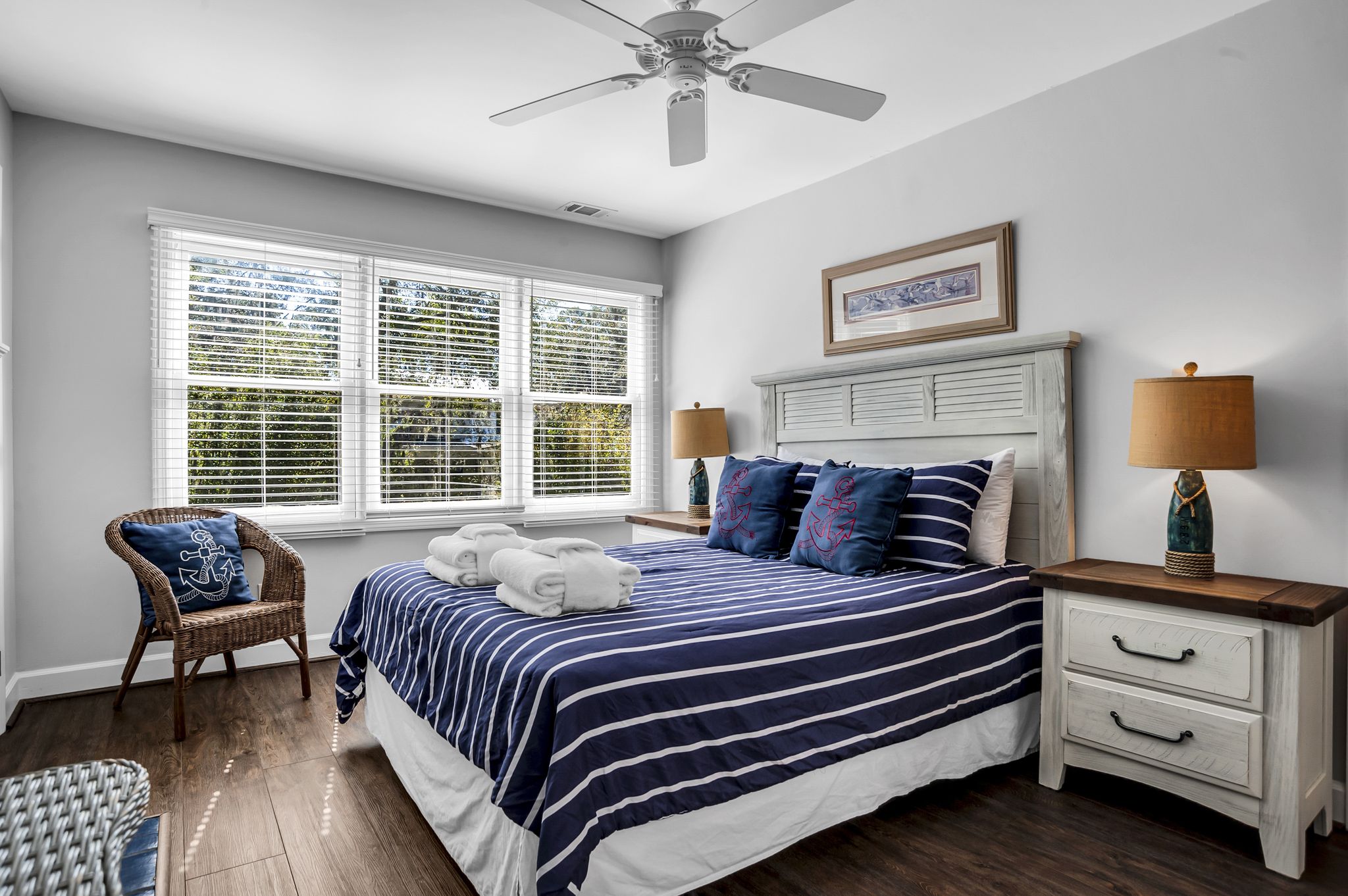 19-Bald-Eagle-WestQueen-Bedroom-17995-big.jpeg