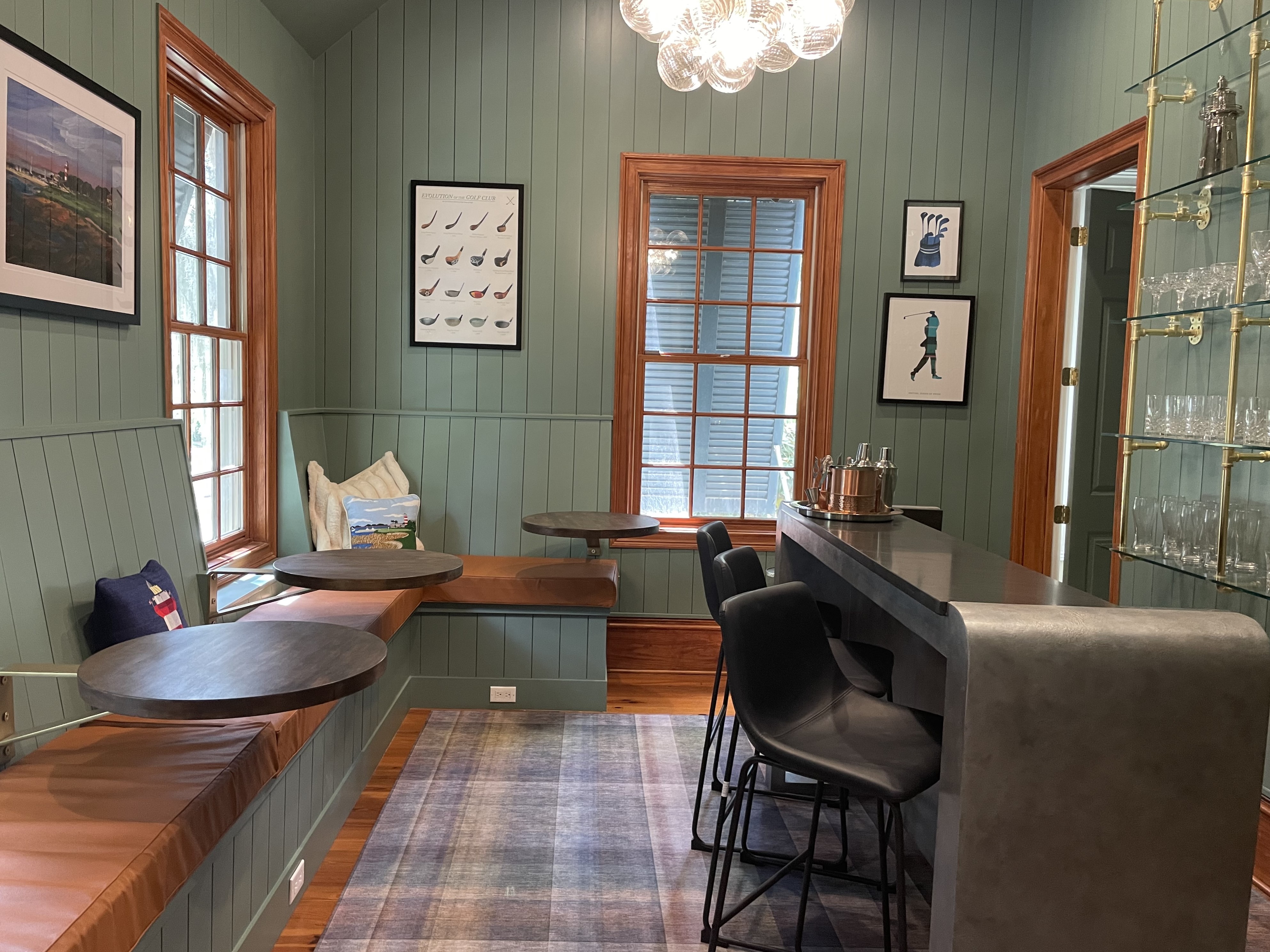 2-Belted-KingfisherSpeakeasy-Room-18365-big.jpeg
