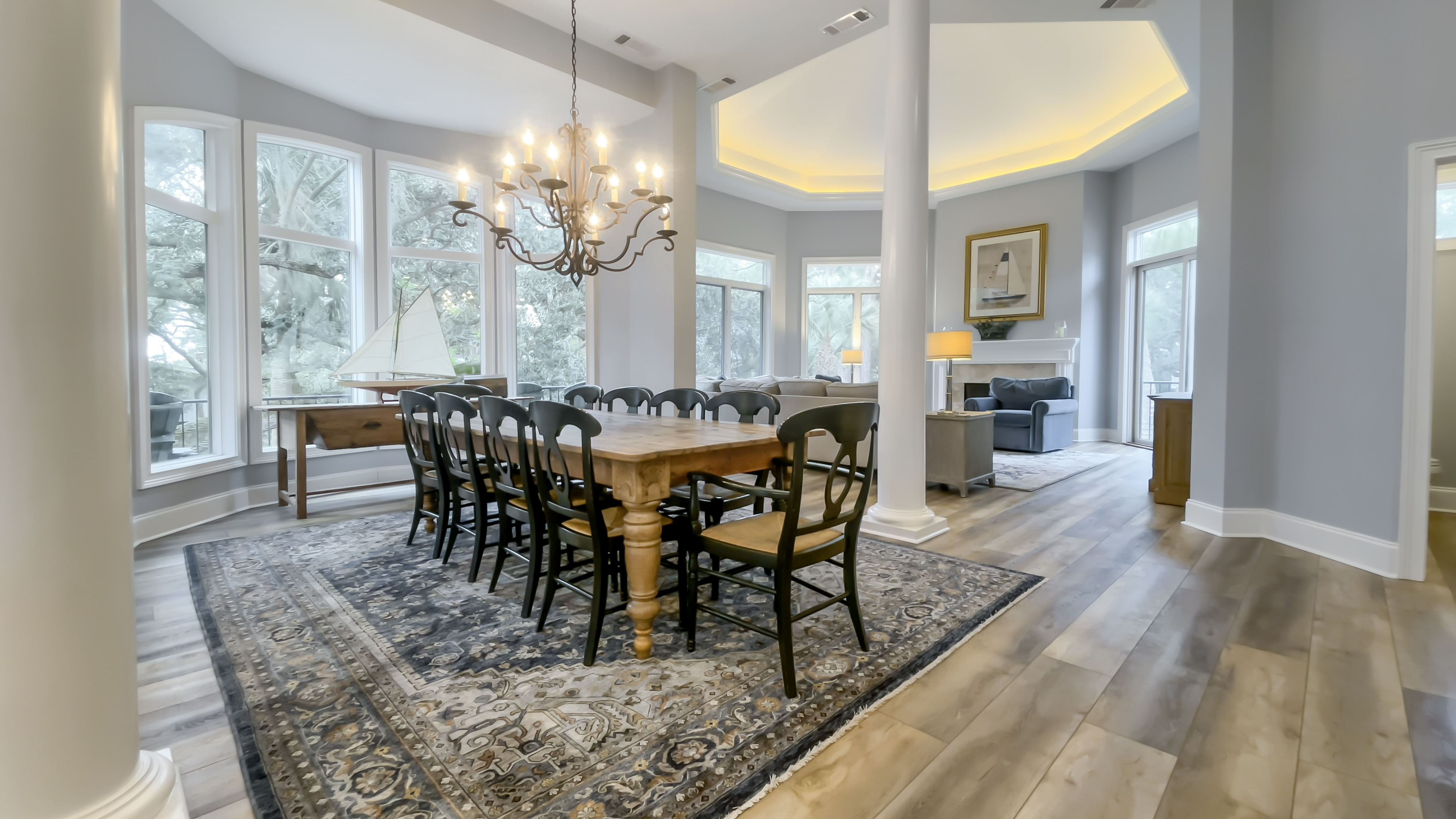 21-Green-HeronDining-Area-18799-big.jpeg