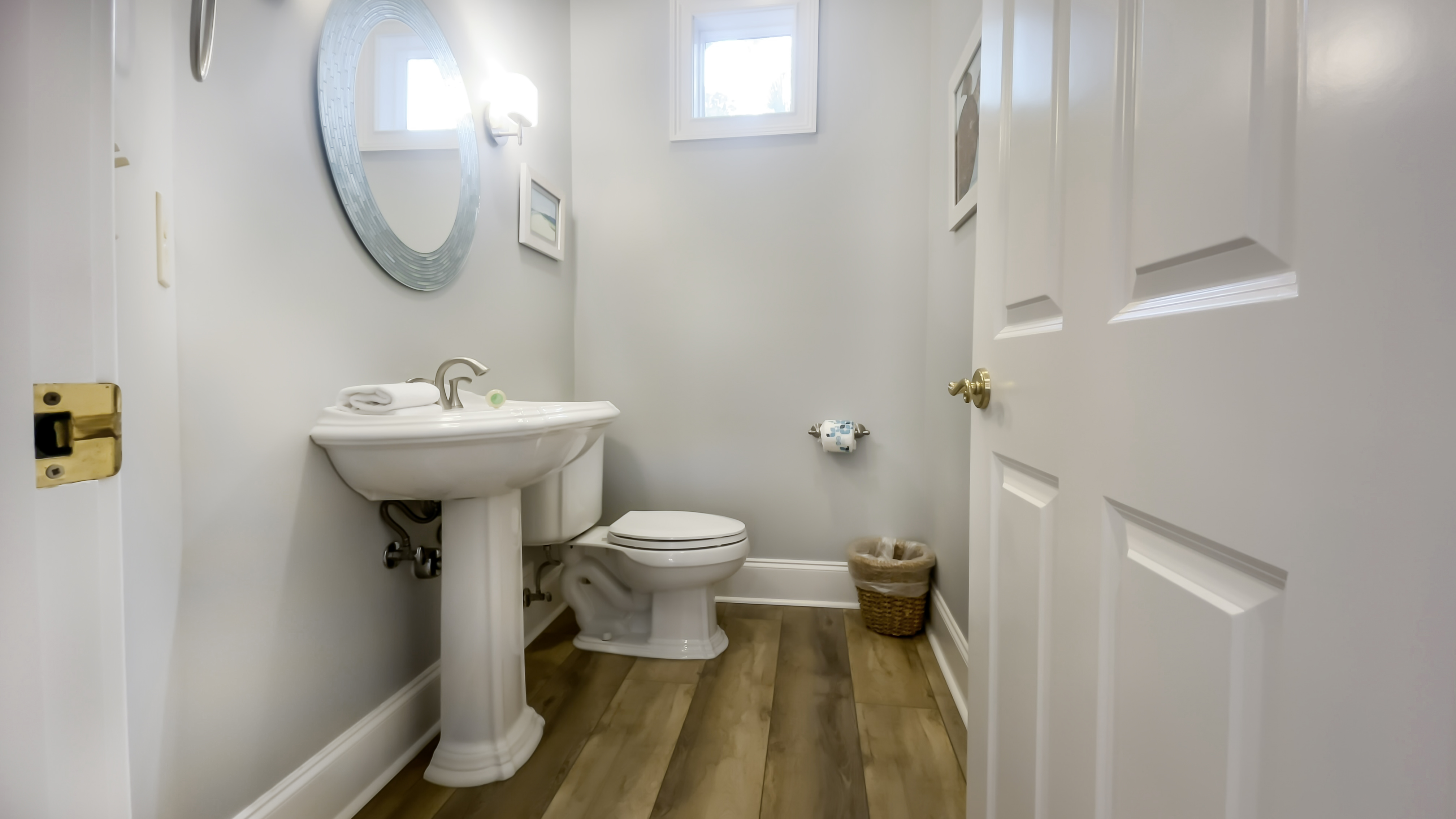21-Green-HeronPowder-Room-18803-big.jpeg