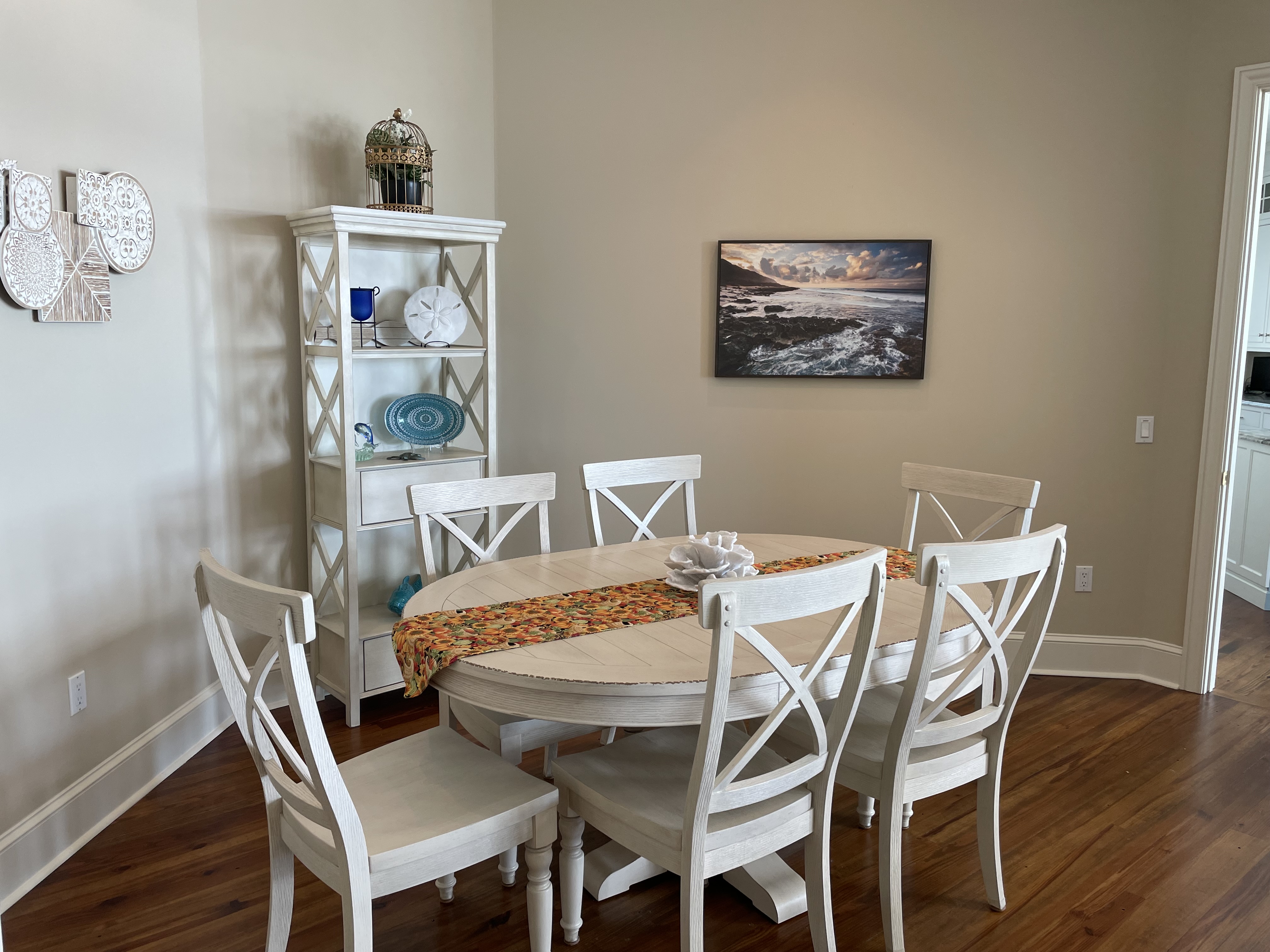 34-Surf-ScoterDining-Room-13799-big.jpeg