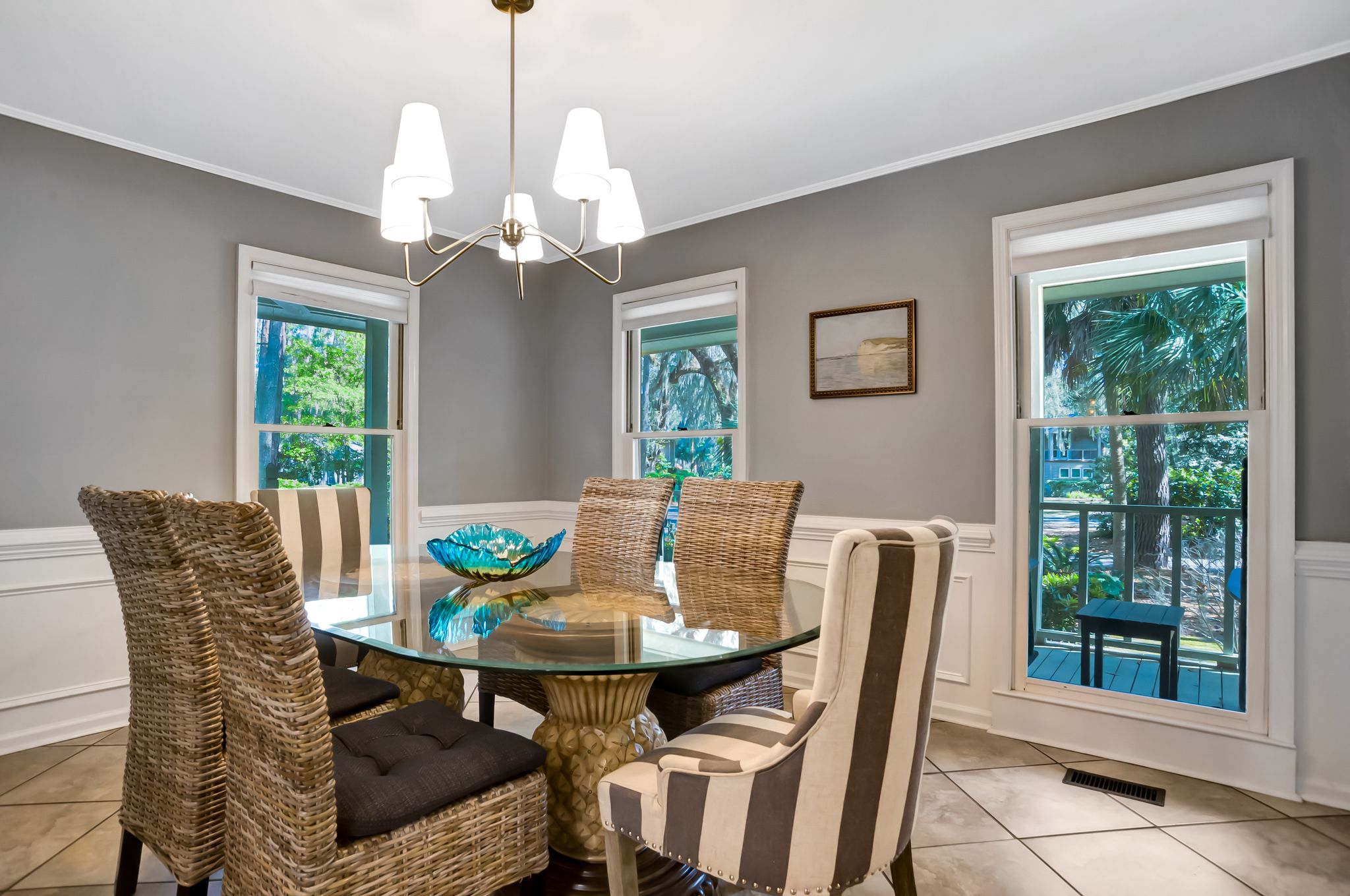 9-Planters-Wood-CourtFormal-Dining-Room-17590-big.jpeg