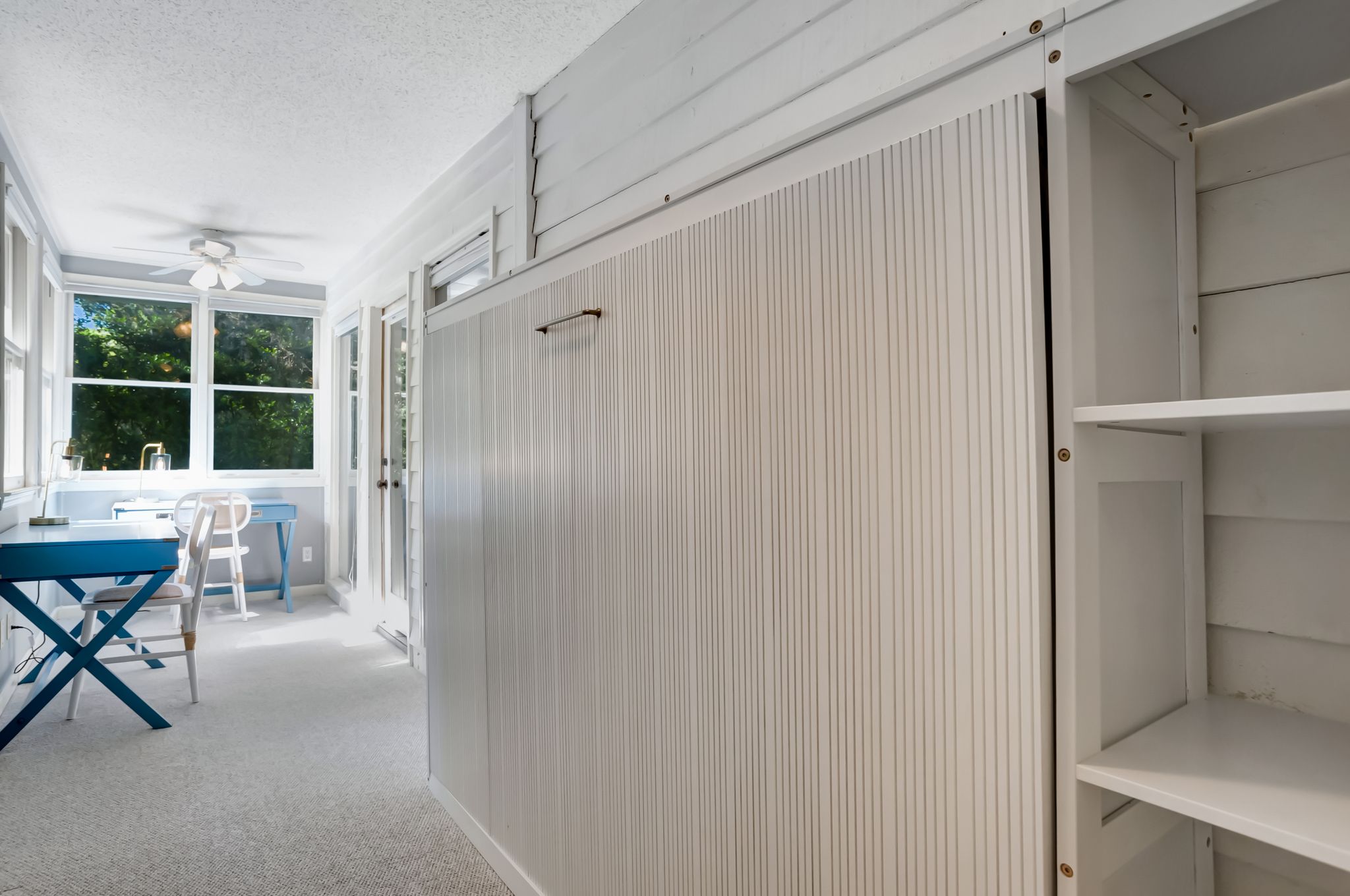 9-Planters-Wood-CourtOffice-with-Murphy-Bed-17600-big.jpeg