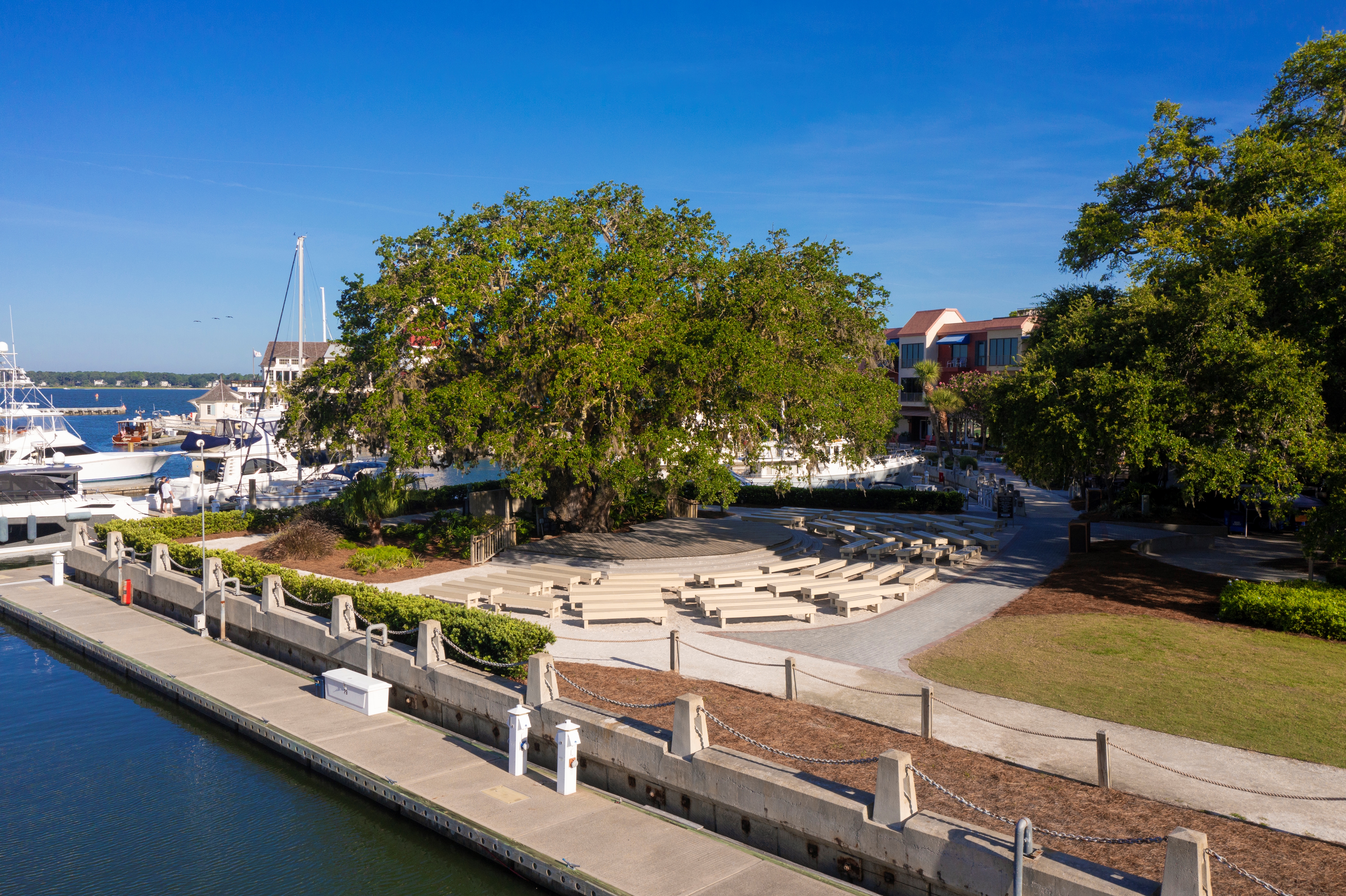 Harbour-Town---Liberty-OakHarbour-Town---Liberty-Oak-12562-big.jpeghttps://booking.seapines.com/ApiImages/ImgBig/Harbour-Town---Liberty-OakHarbour-Town---Liberty-Oak-12562-big.jpeg