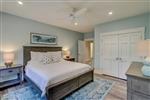 10-Laughing-GullKing-Bedroom-2nd-Floor-1539-small.jpeg