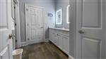 21-Green-HeronShared-Bathroom-18813-small.jpeg