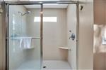 31-South-Beach-LaneUpstairs-Primary-Bathroom-10002-small.jpeg