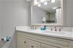 8-Windjammer-CourtKing-Bathroom-13306-small.jpeg