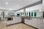 9-Planters-Wood-CourtKitchen-17597-small.jpeg